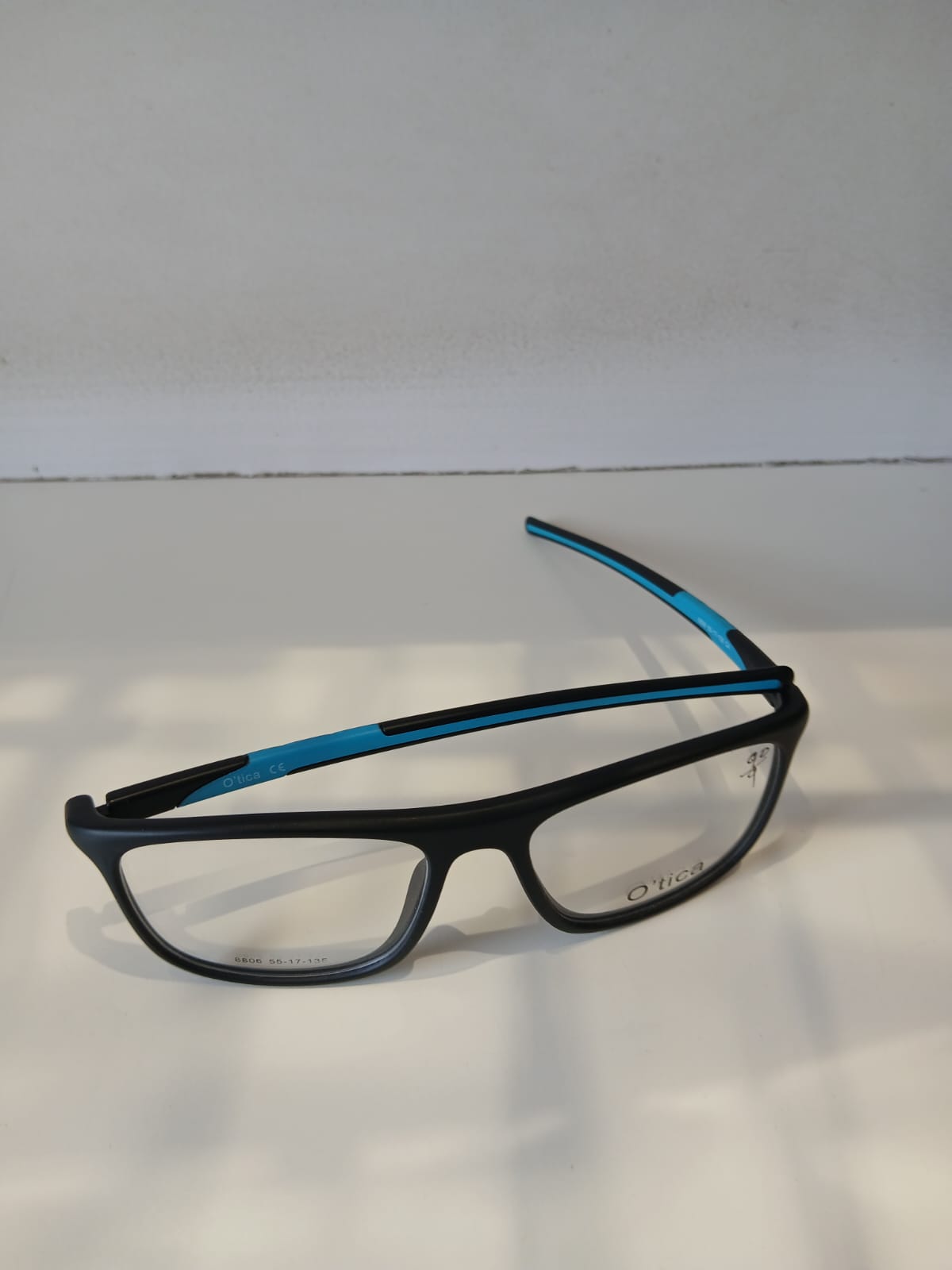 EYEGLASS - Black Thumbnail