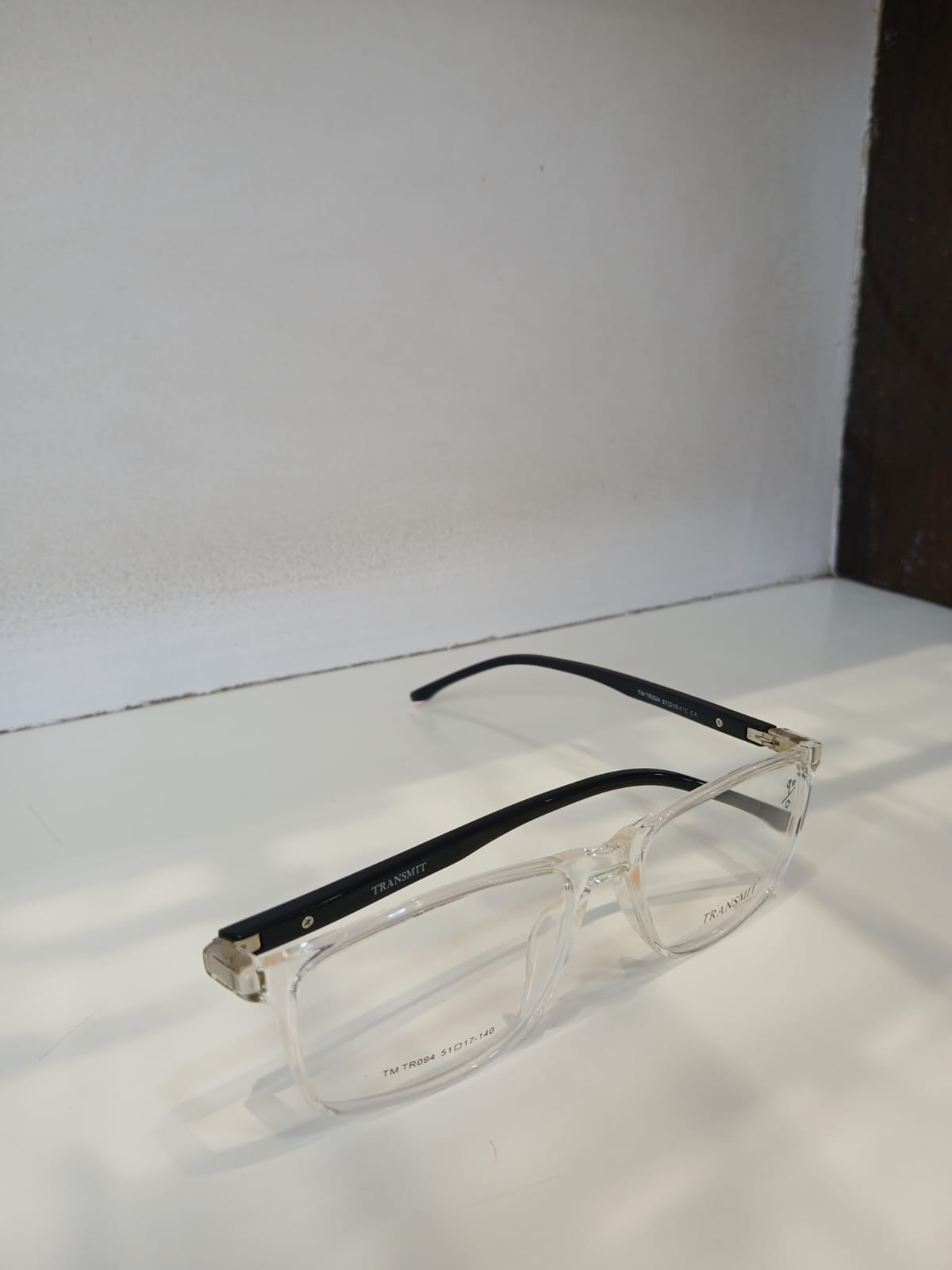 EYEGLASS - White Thumbnail