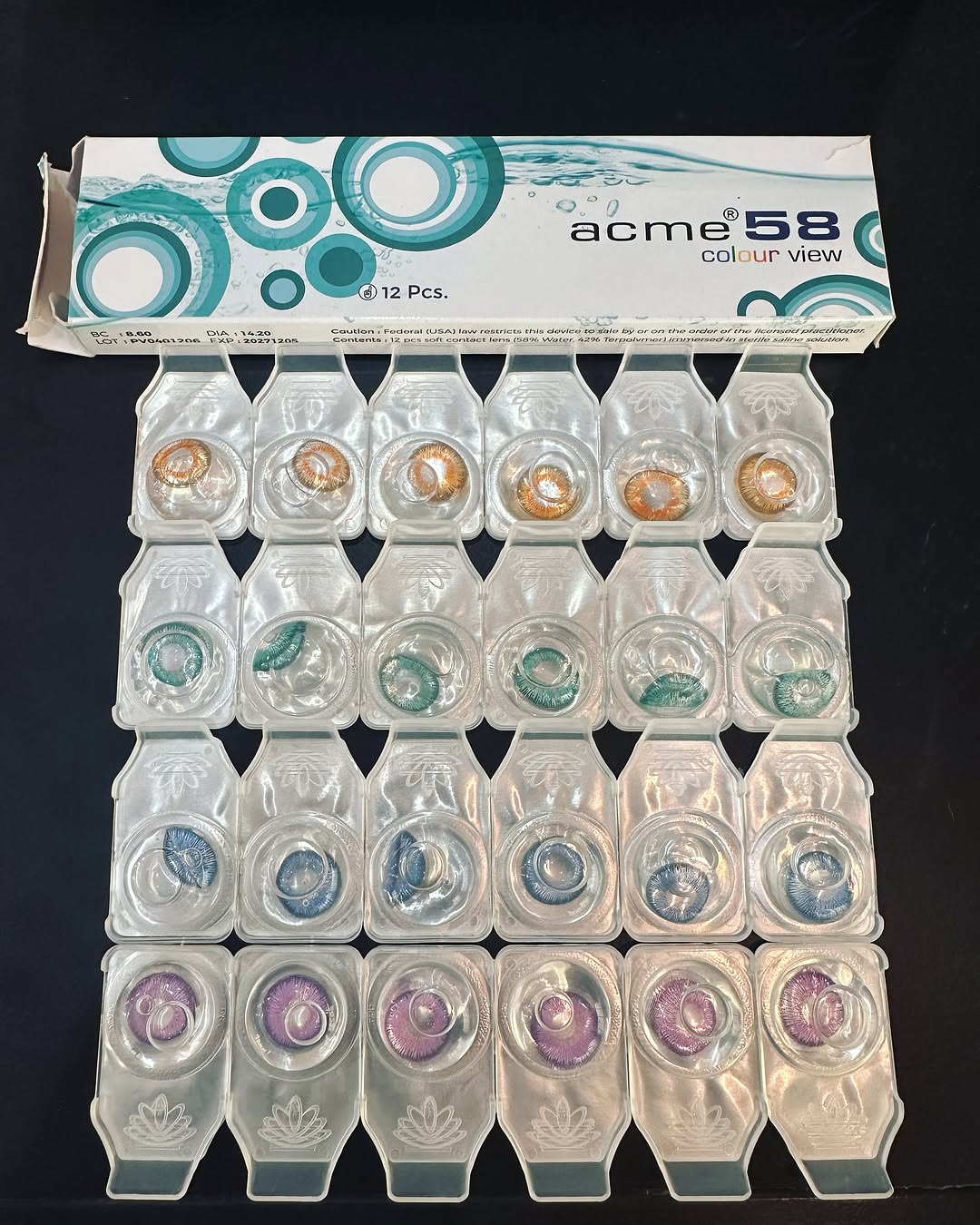 Contact lens - Black Thumbnail