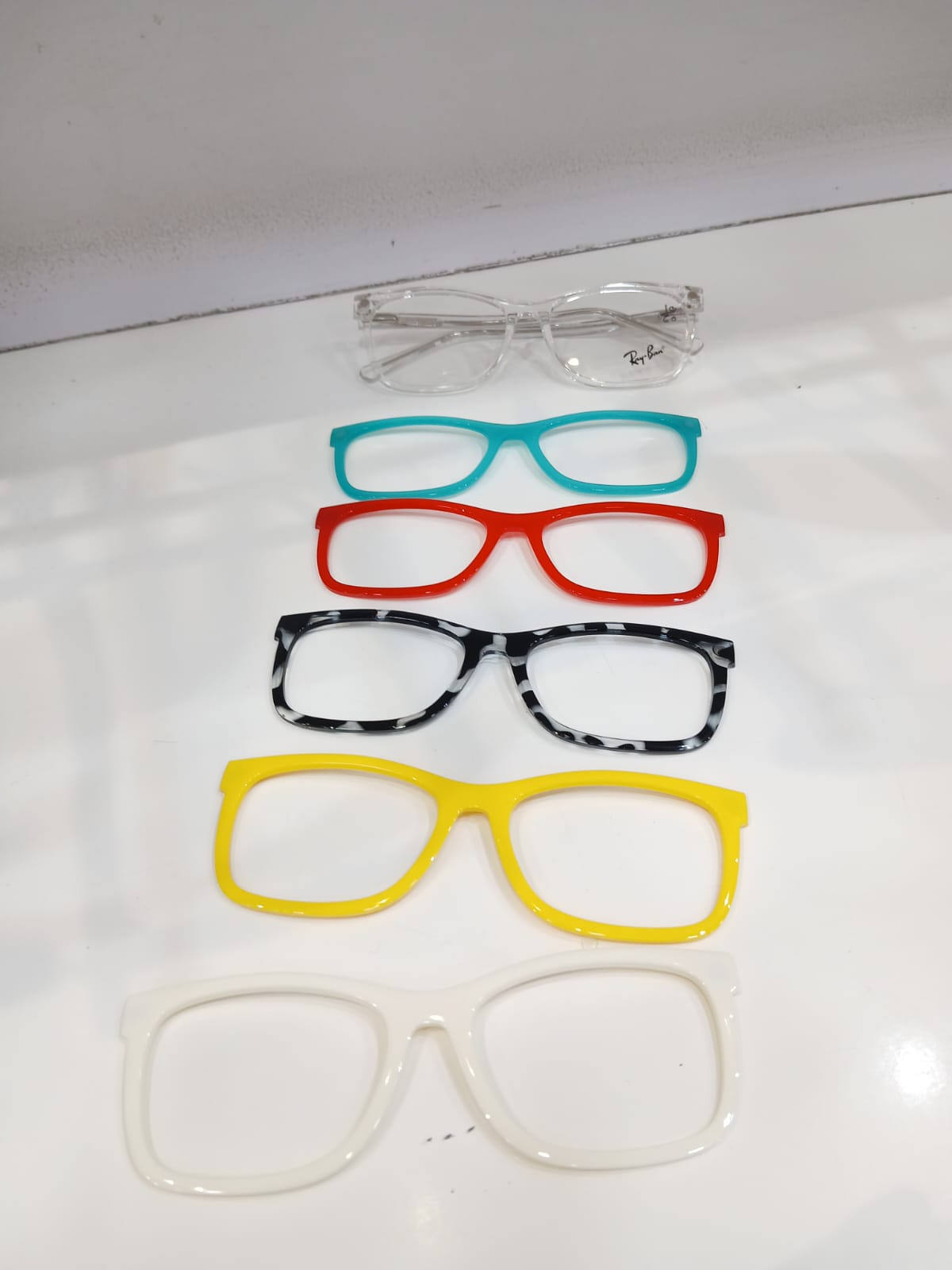 EYEGLASS - White Thumbnail