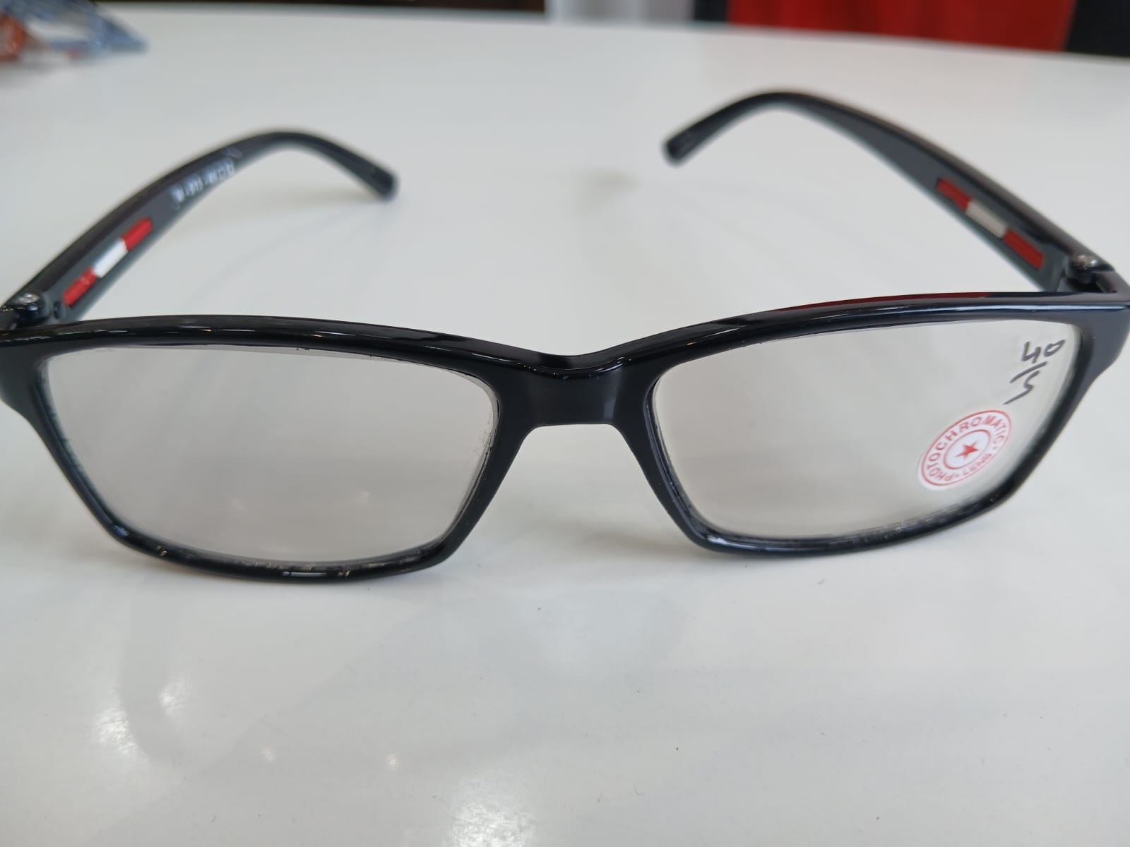 sunglasses - Black Thumbnail