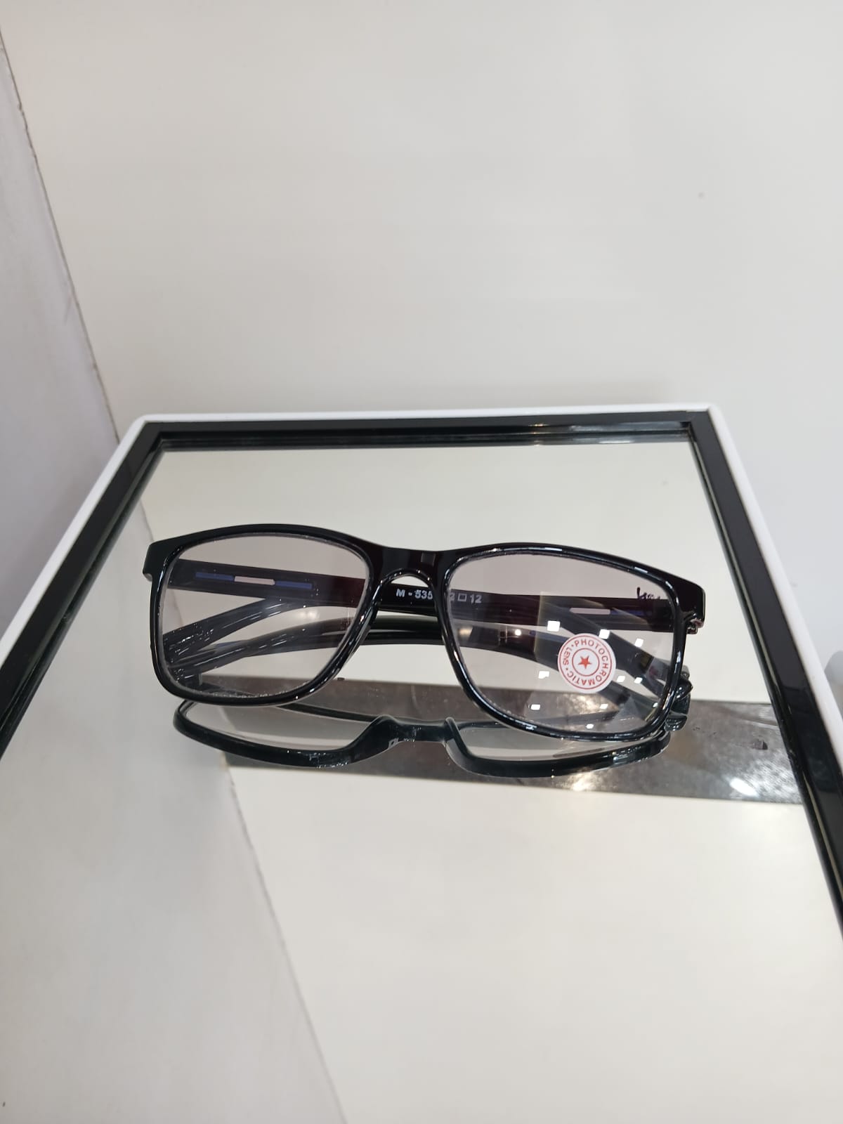 sunglasses - Black Thumbnail