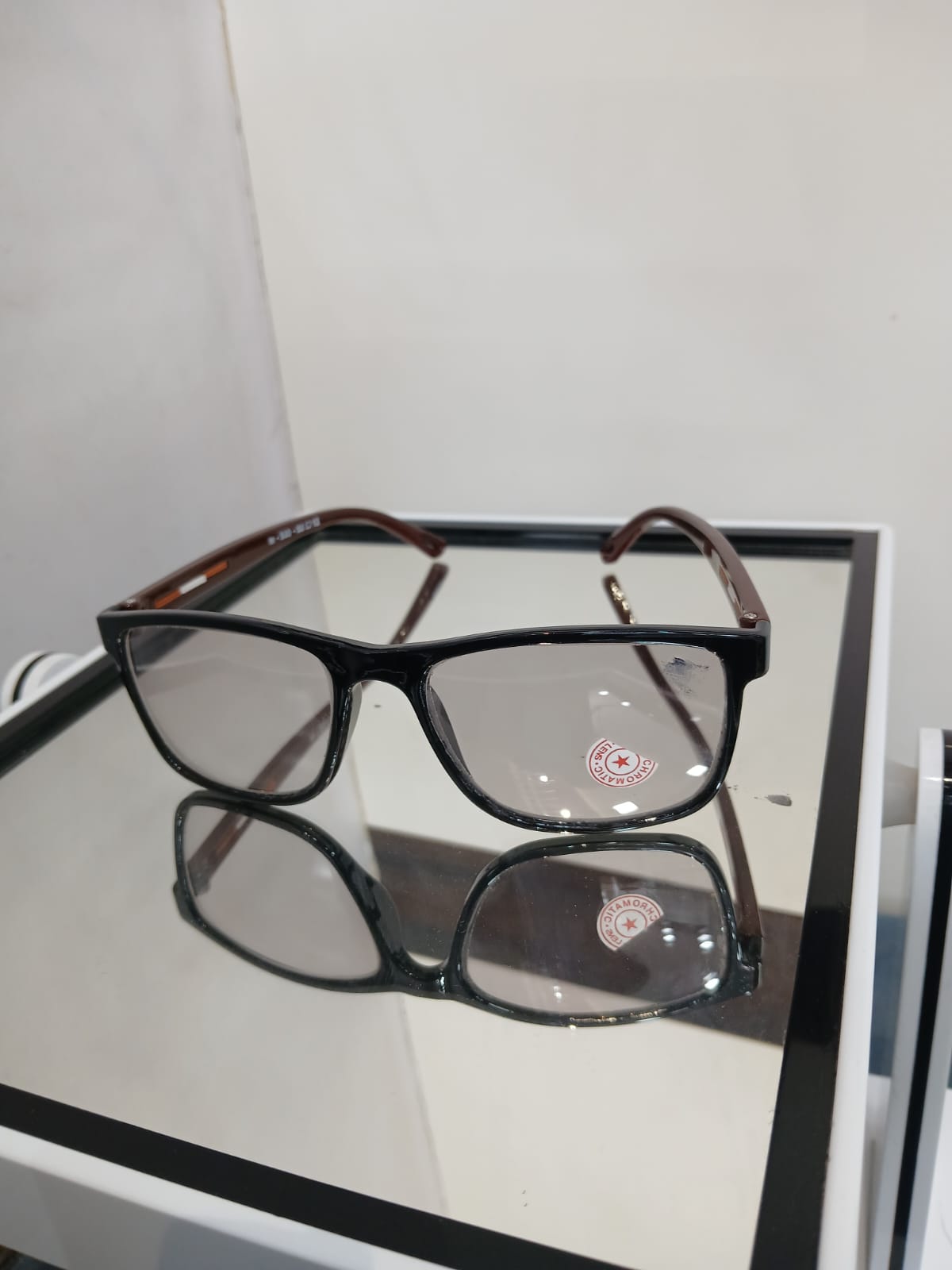 sunglasses - Brown Thumbnail