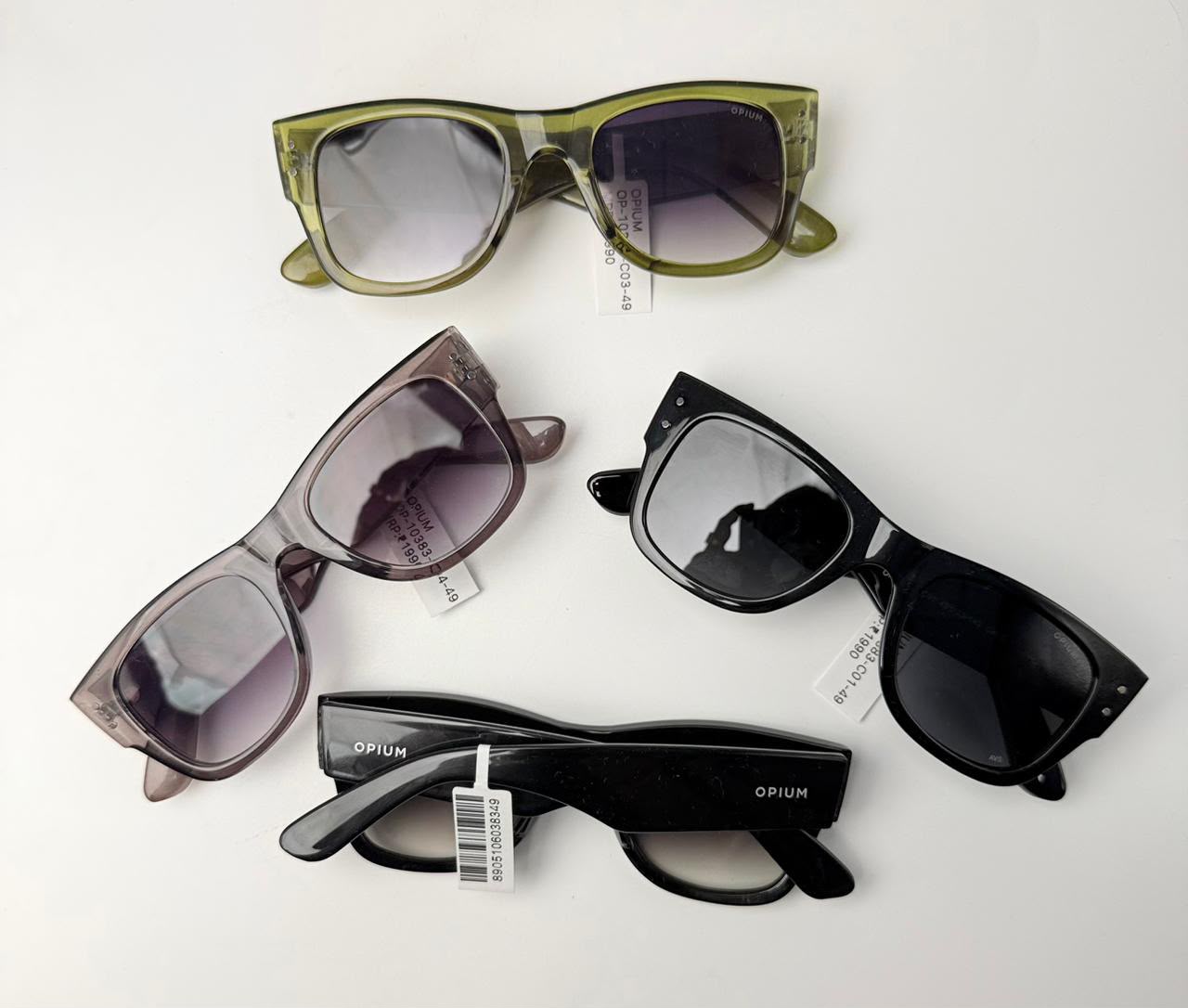 sunglasses - Black Thumbnail