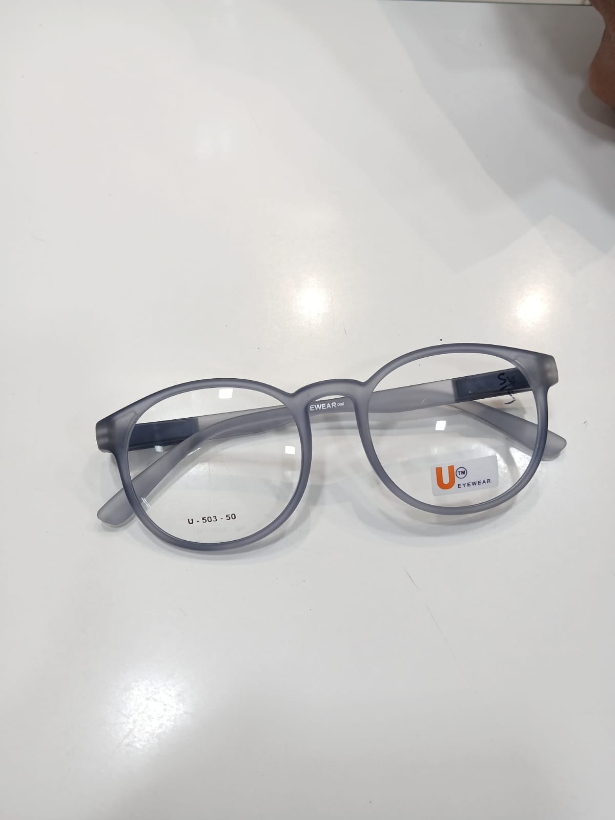EYEGLASS - Gray
