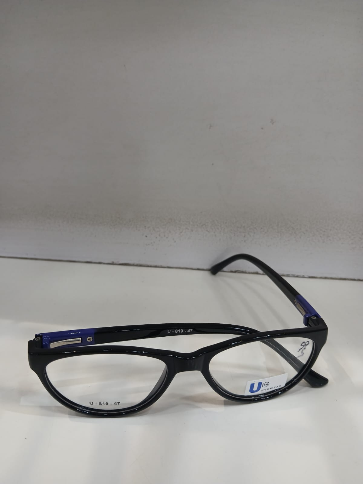 EYEGLASS - Black Thumbnail