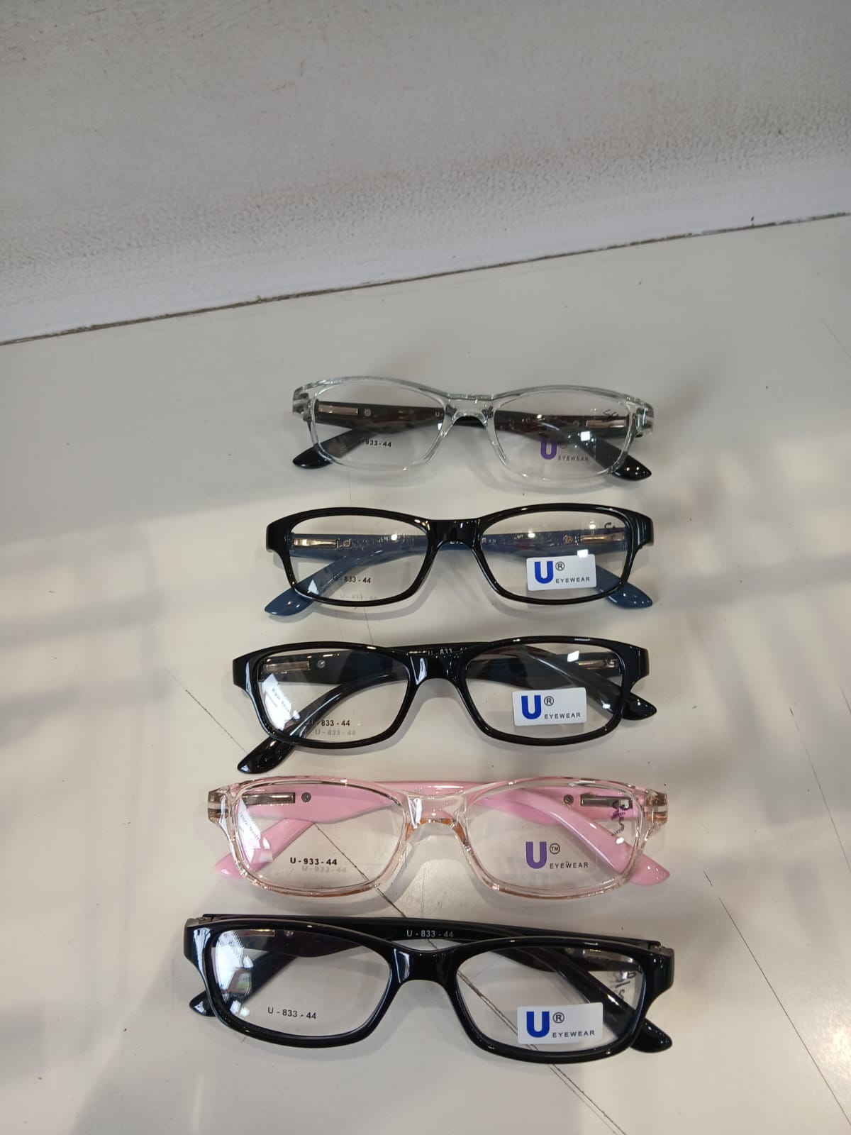 EYEGLASS