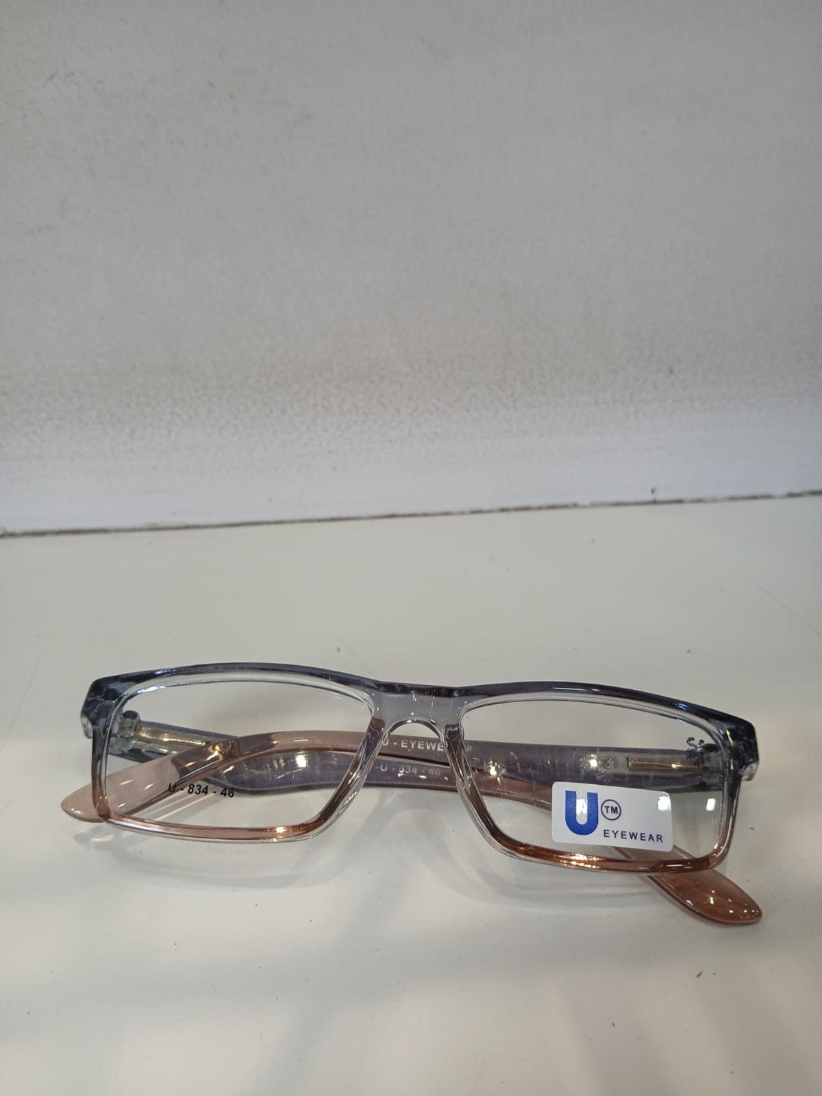 EYEGLASS - Gray Thumbnail