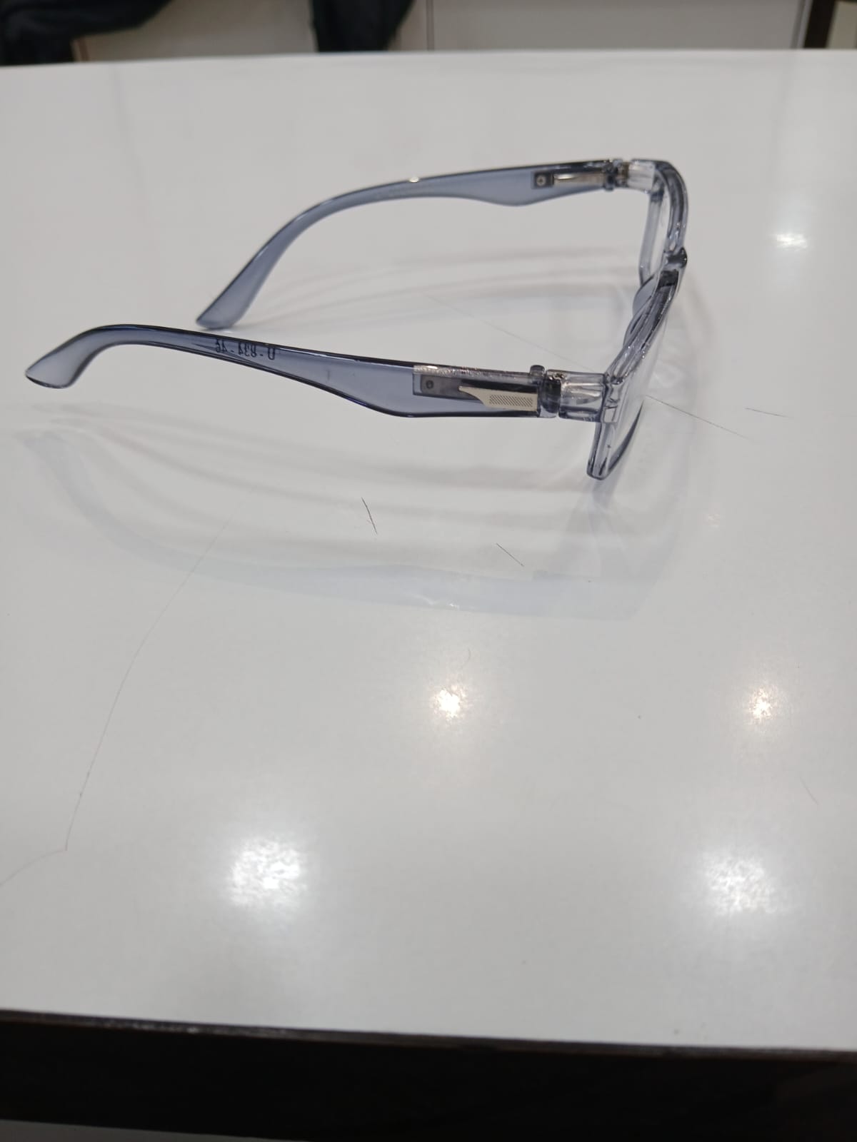 EYEGLASS - Gray