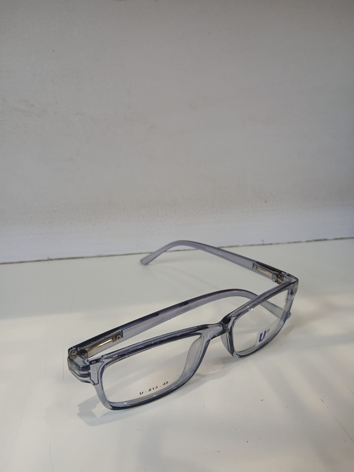 EYEGLASS - Gray Thumbnail