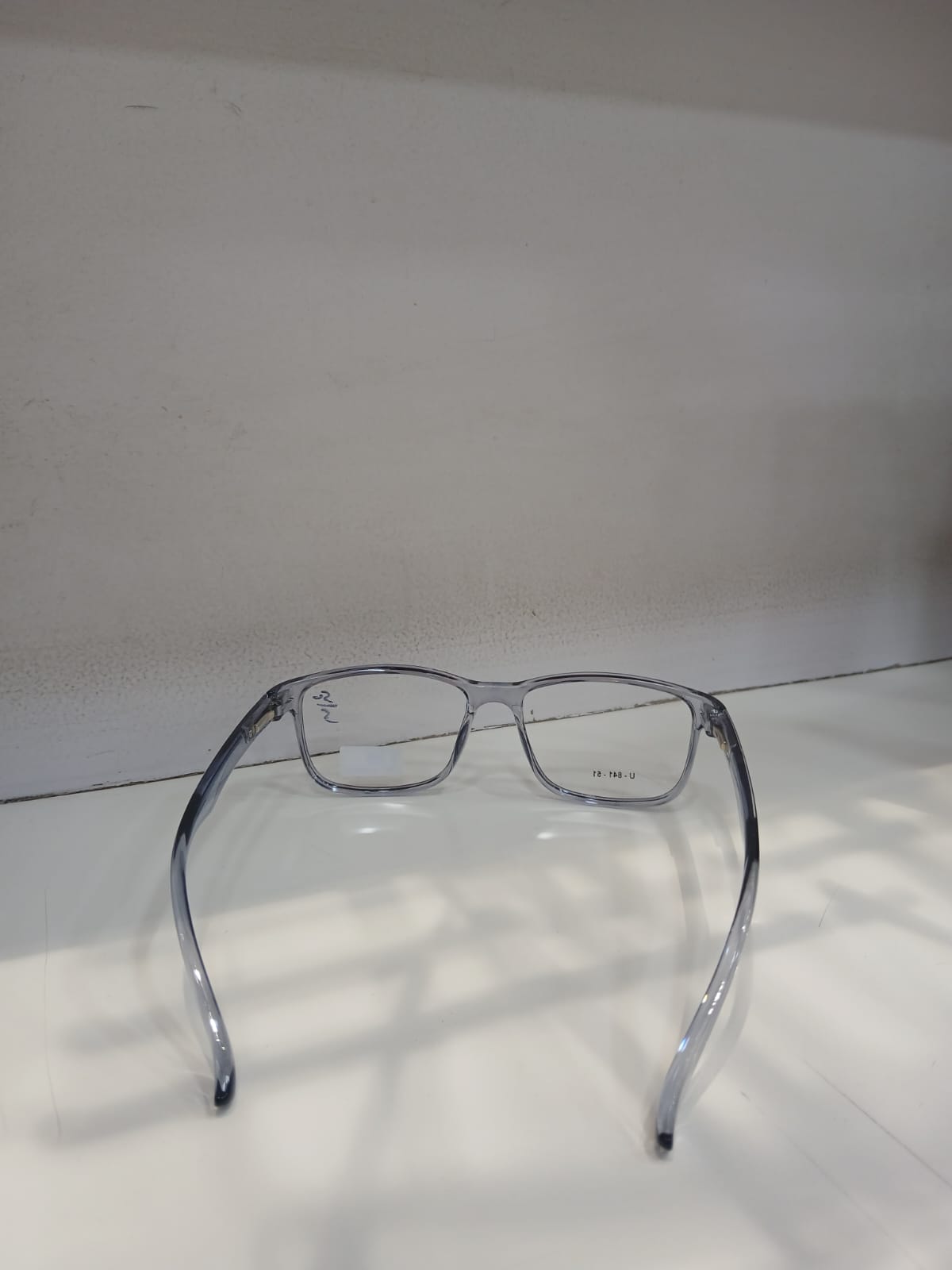 EYEGLASS - Gray Thumbnail