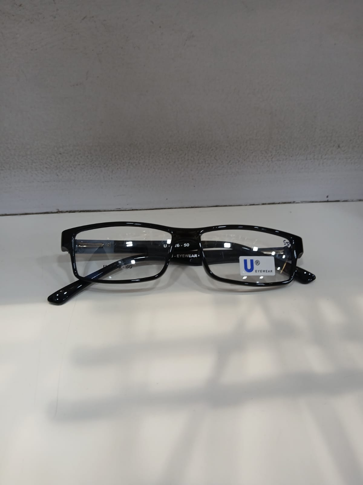 EYEGLASS - Black