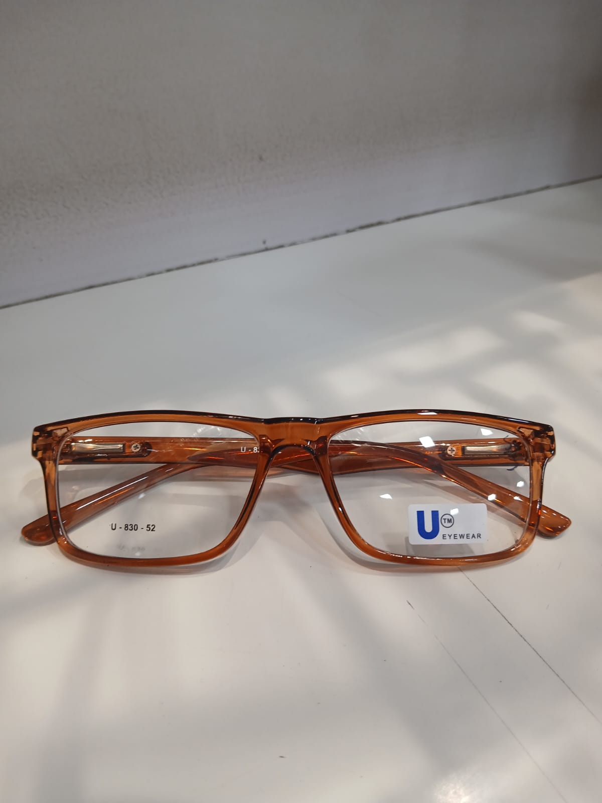 EYEGLASS - Brown