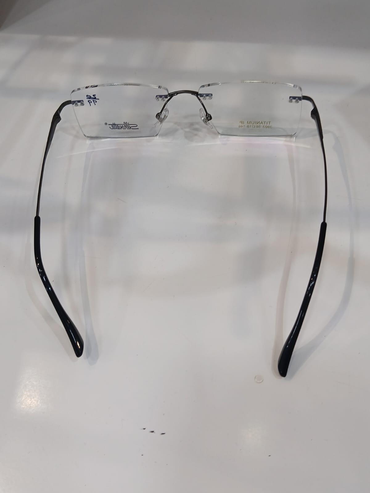EYEGLASS - Green Thumbnail