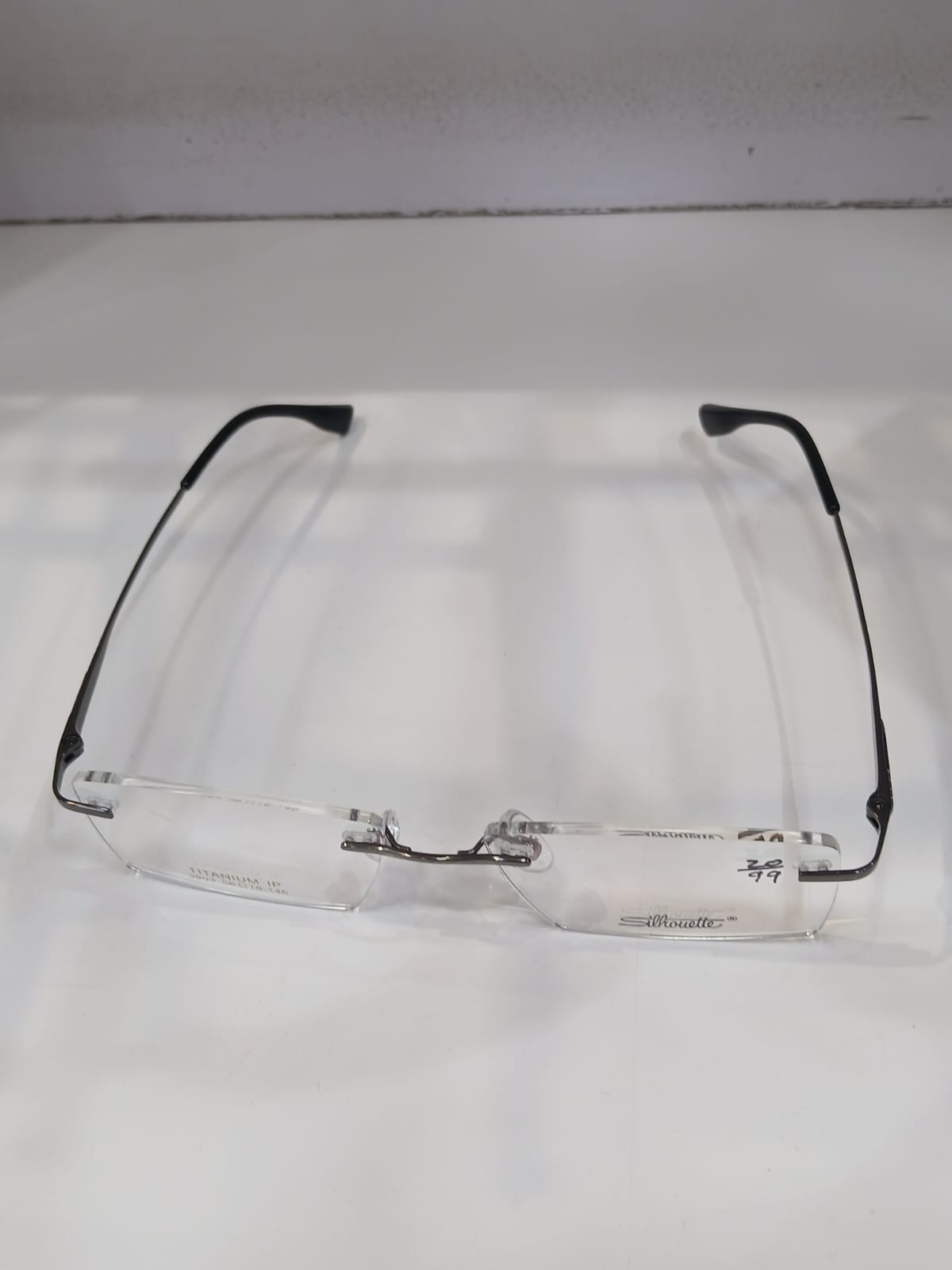 EYEGLASS - Green Thumbnail