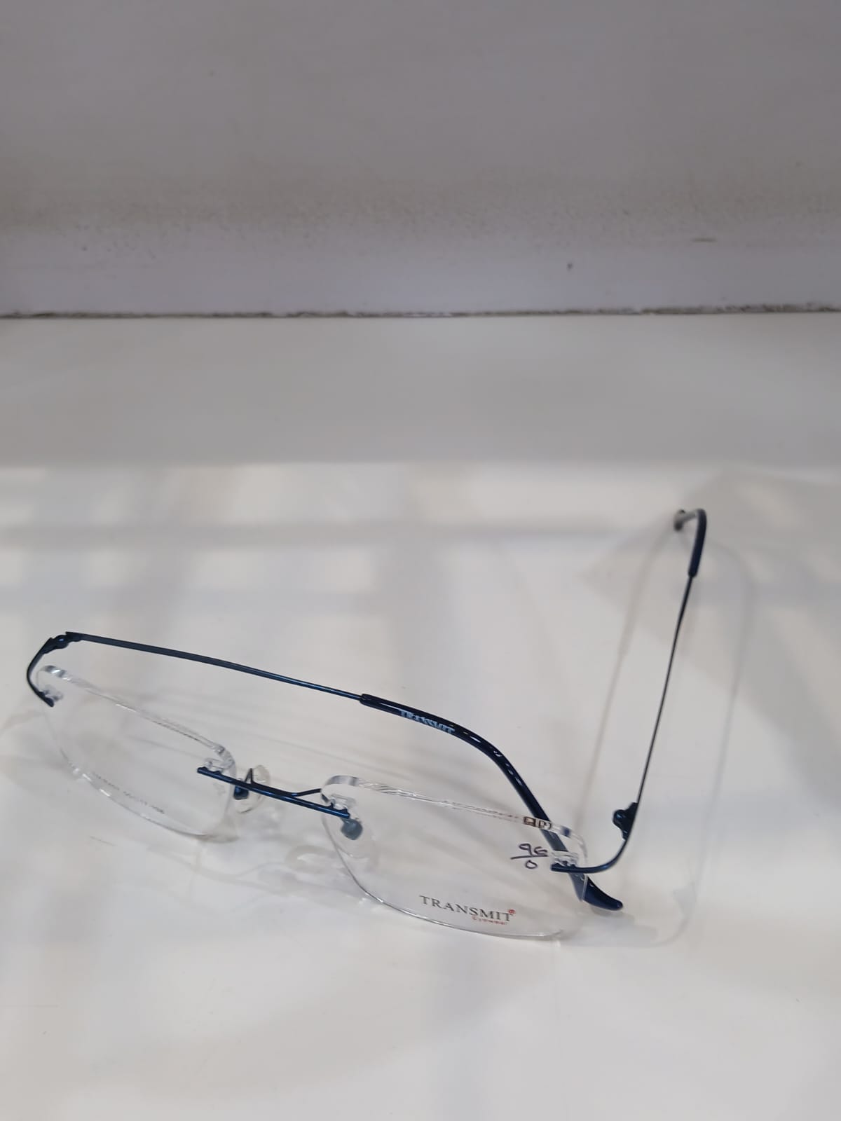EYEGLASS - Blue Thumbnail