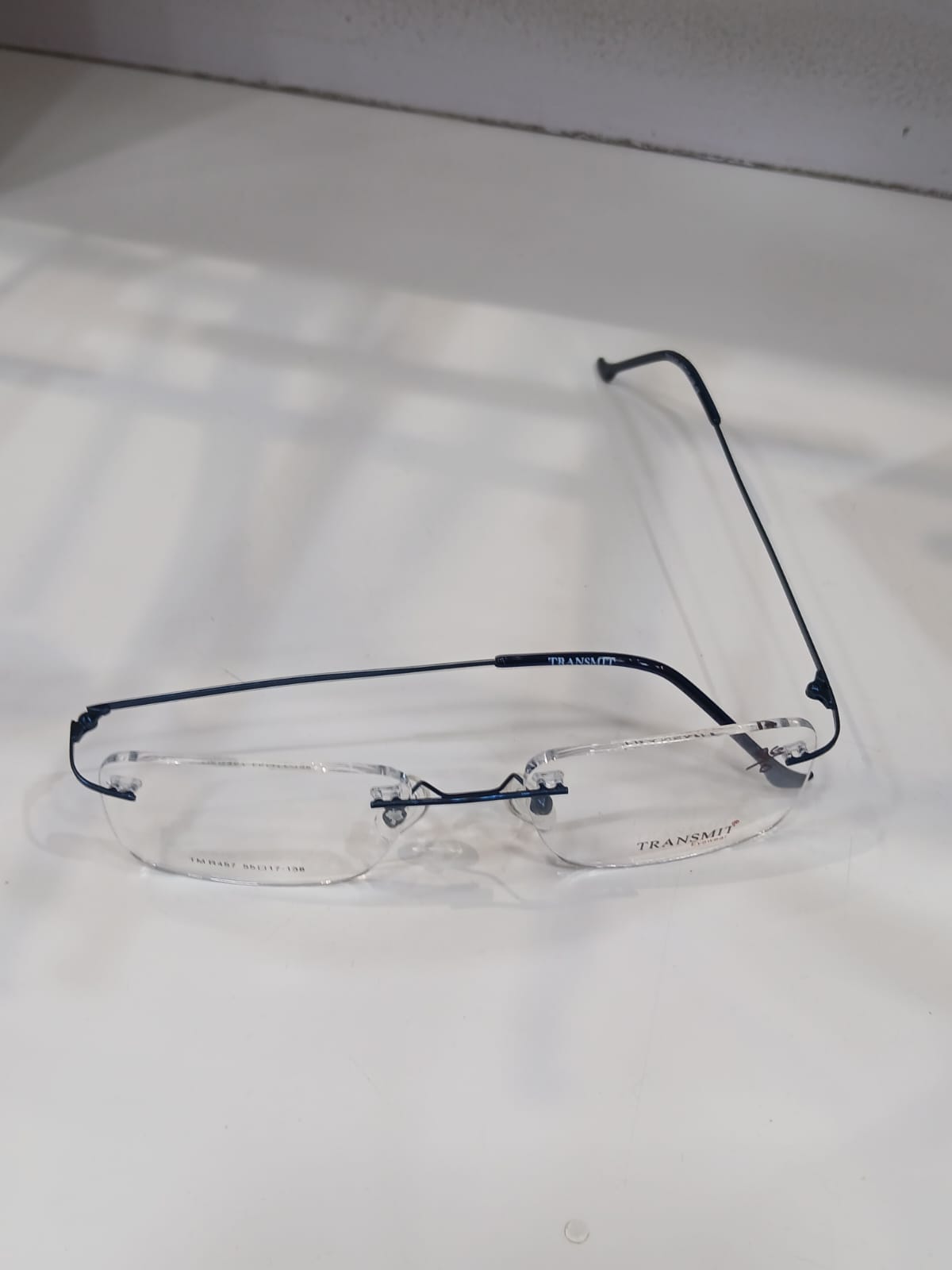 EYEGLASS - Blue Thumbnail