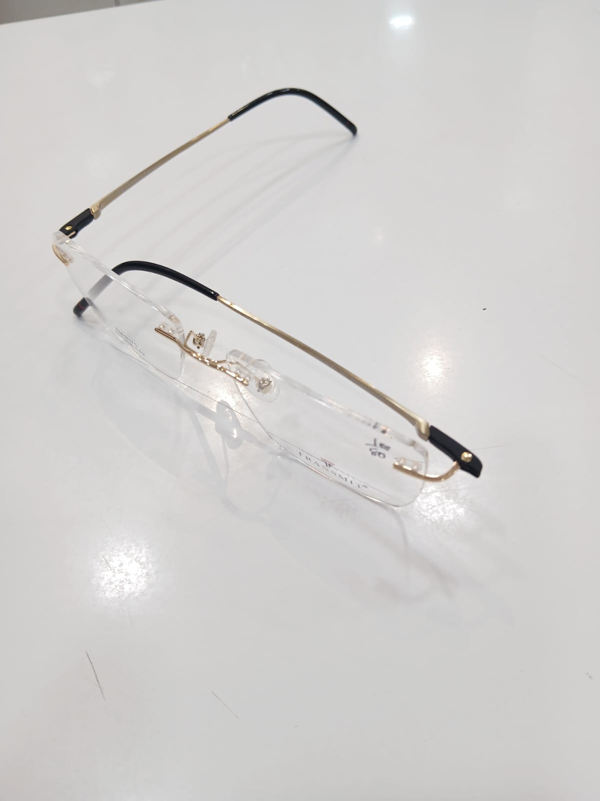 EYEGLASS - Gold Thumbnail