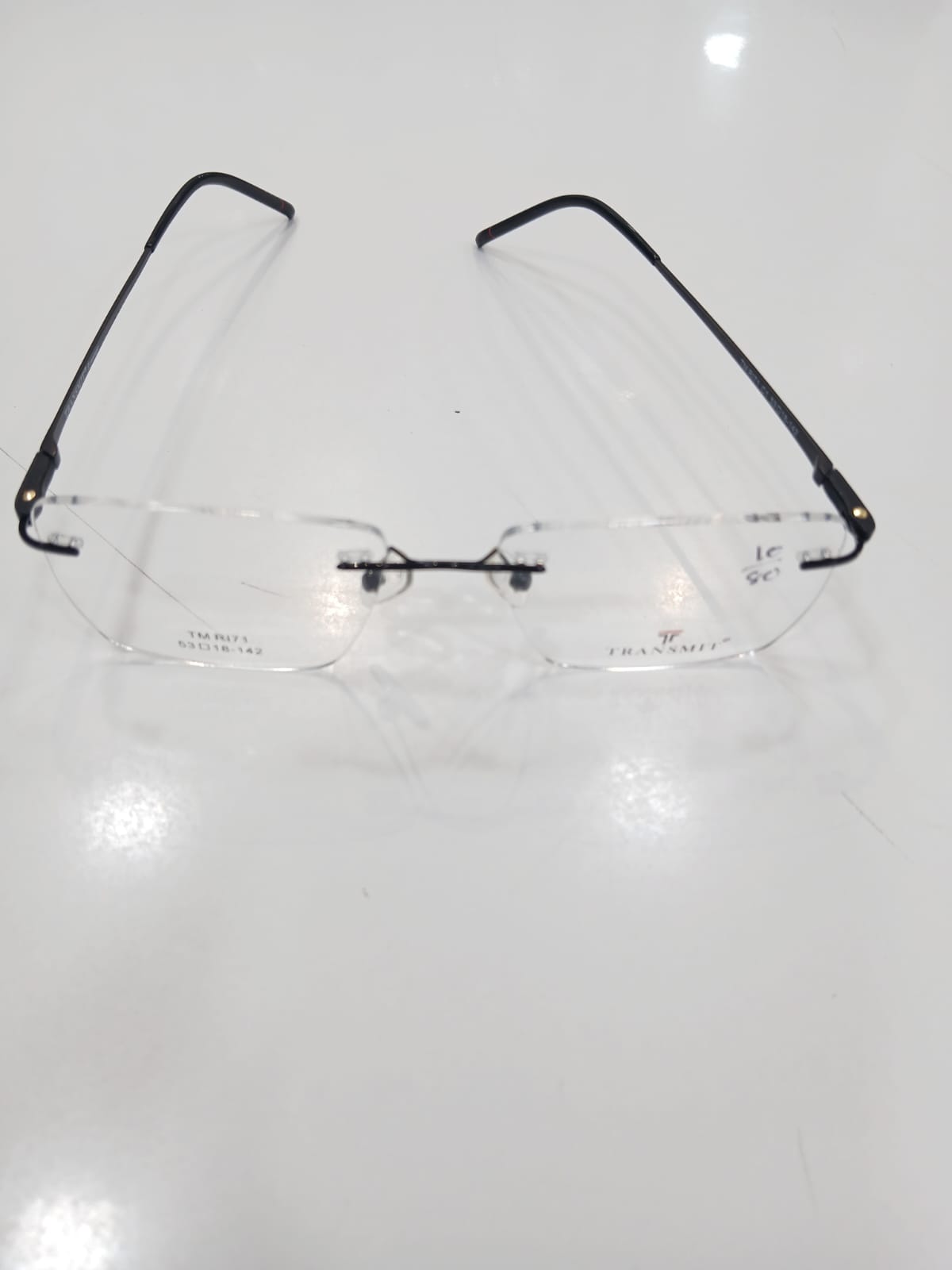 EYEGLASS - Black