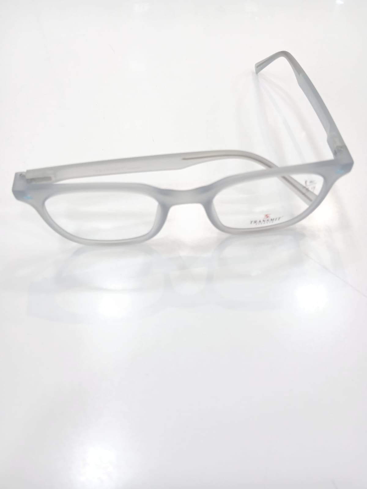 EYEGLASS - Gray Thumbnail