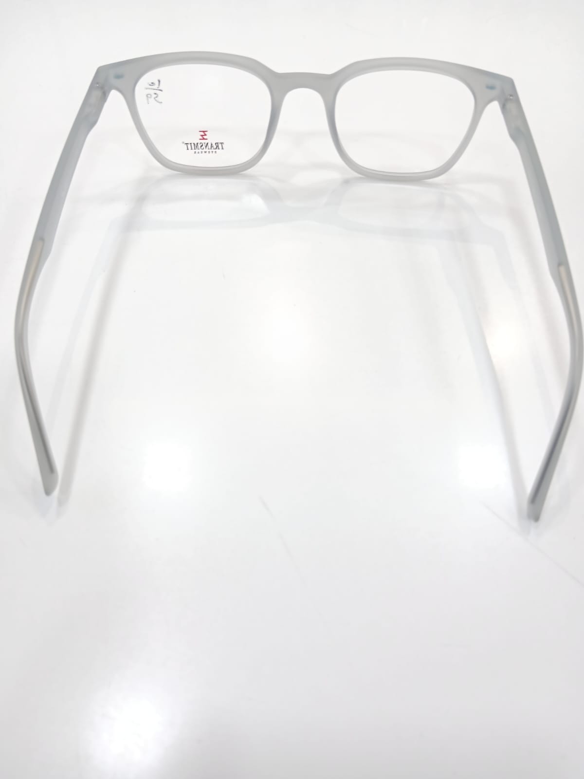 EYEGLASS - Gray Thumbnail