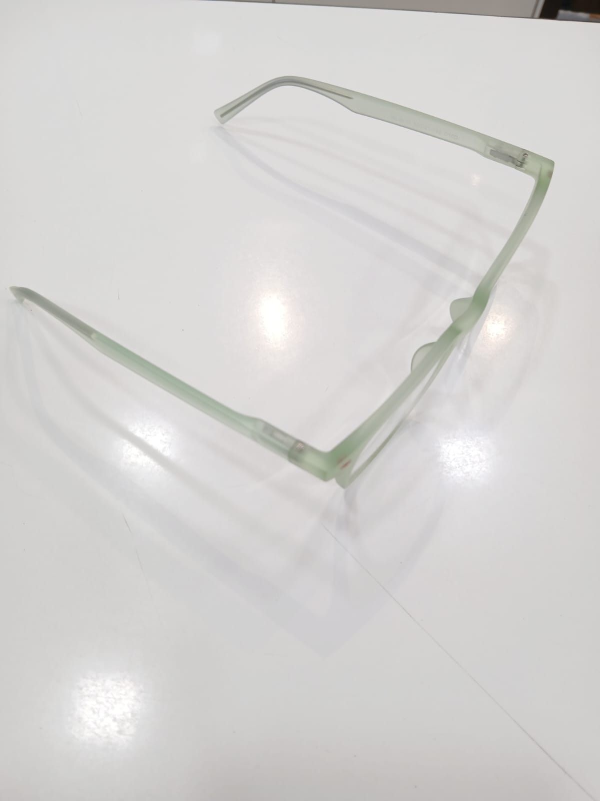 EYEGLASS - Green Thumbnail