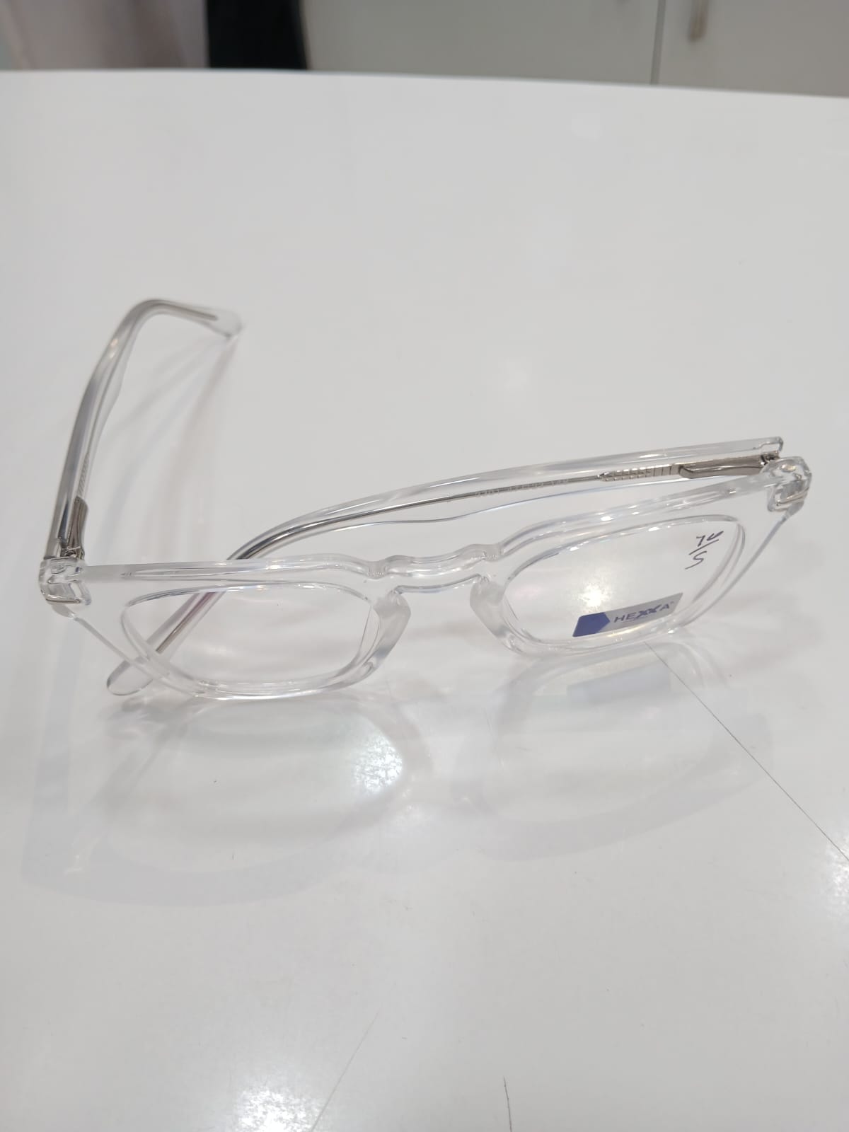 EYEGLASS - White Thumbnail
