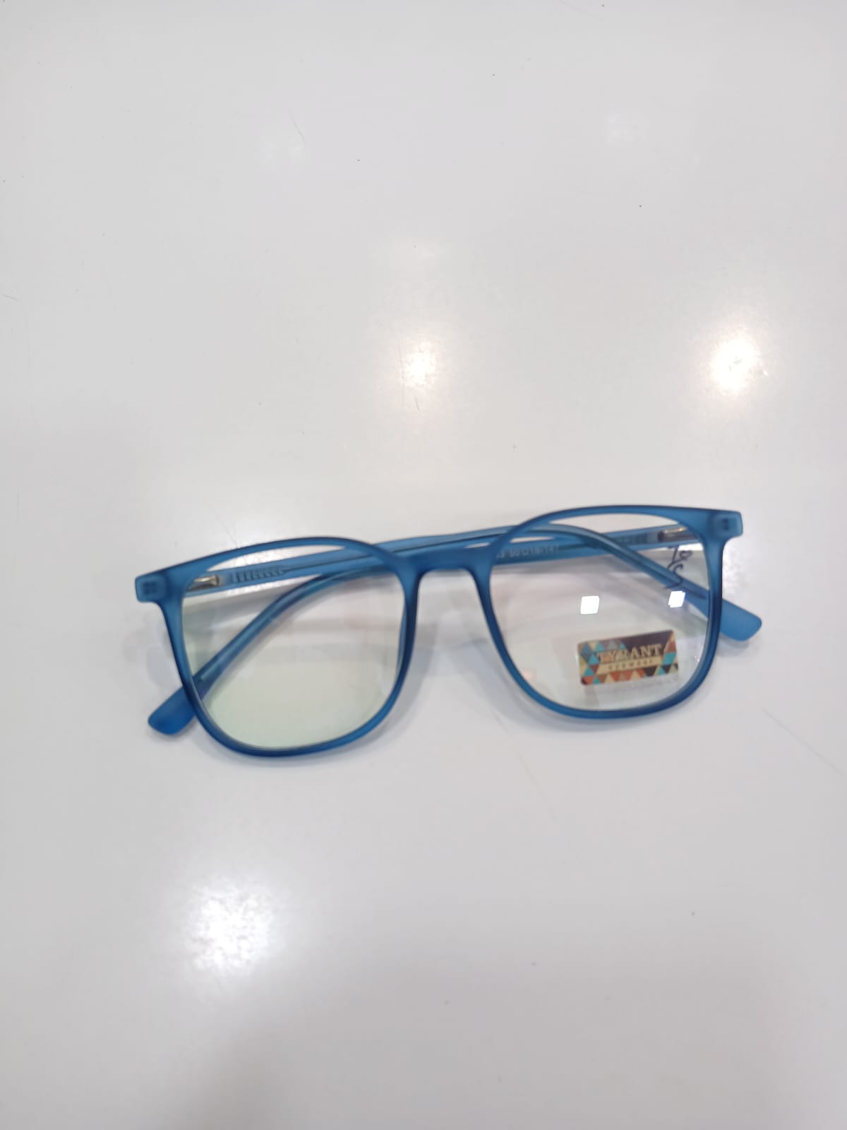 EYEGLASS - Blue Thumbnail