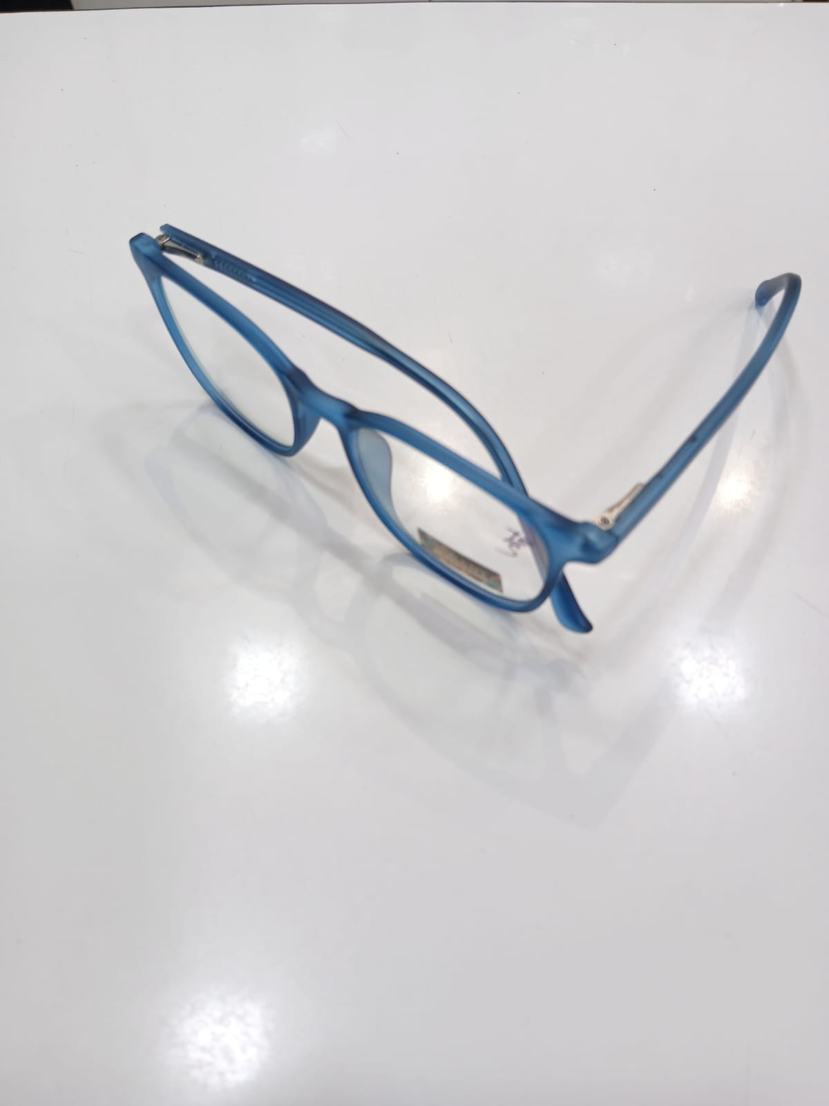 EYEGLASS - Blue Thumbnail