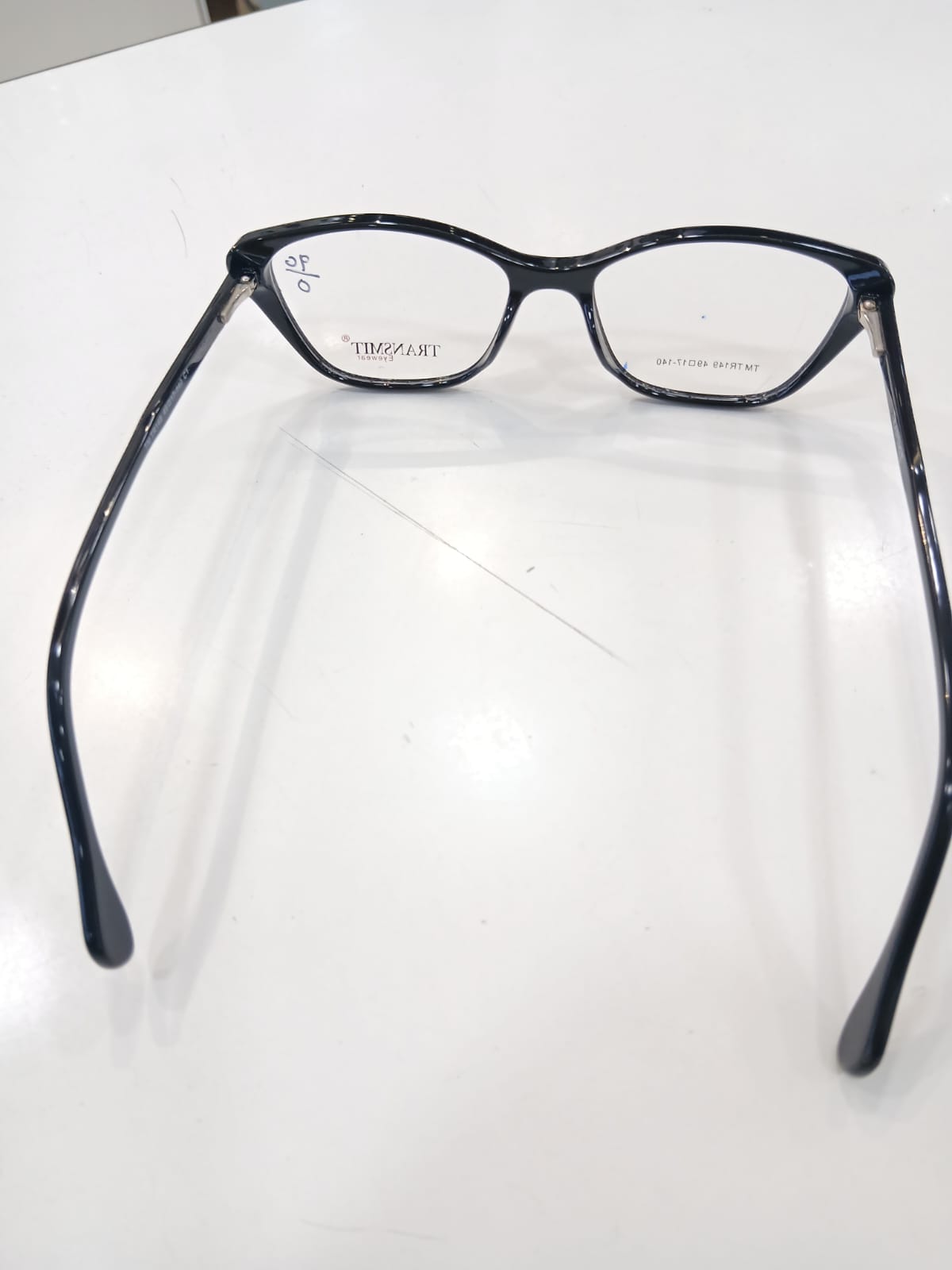 EYEGLASS - Black Thumbnail