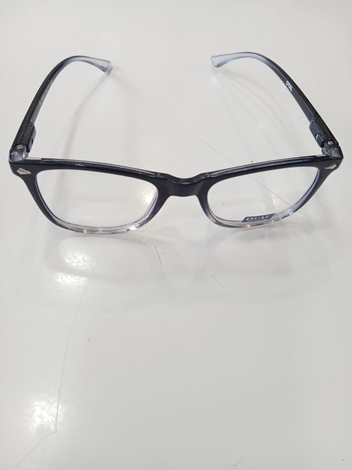 EYEGLASS - Gray Thumbnail