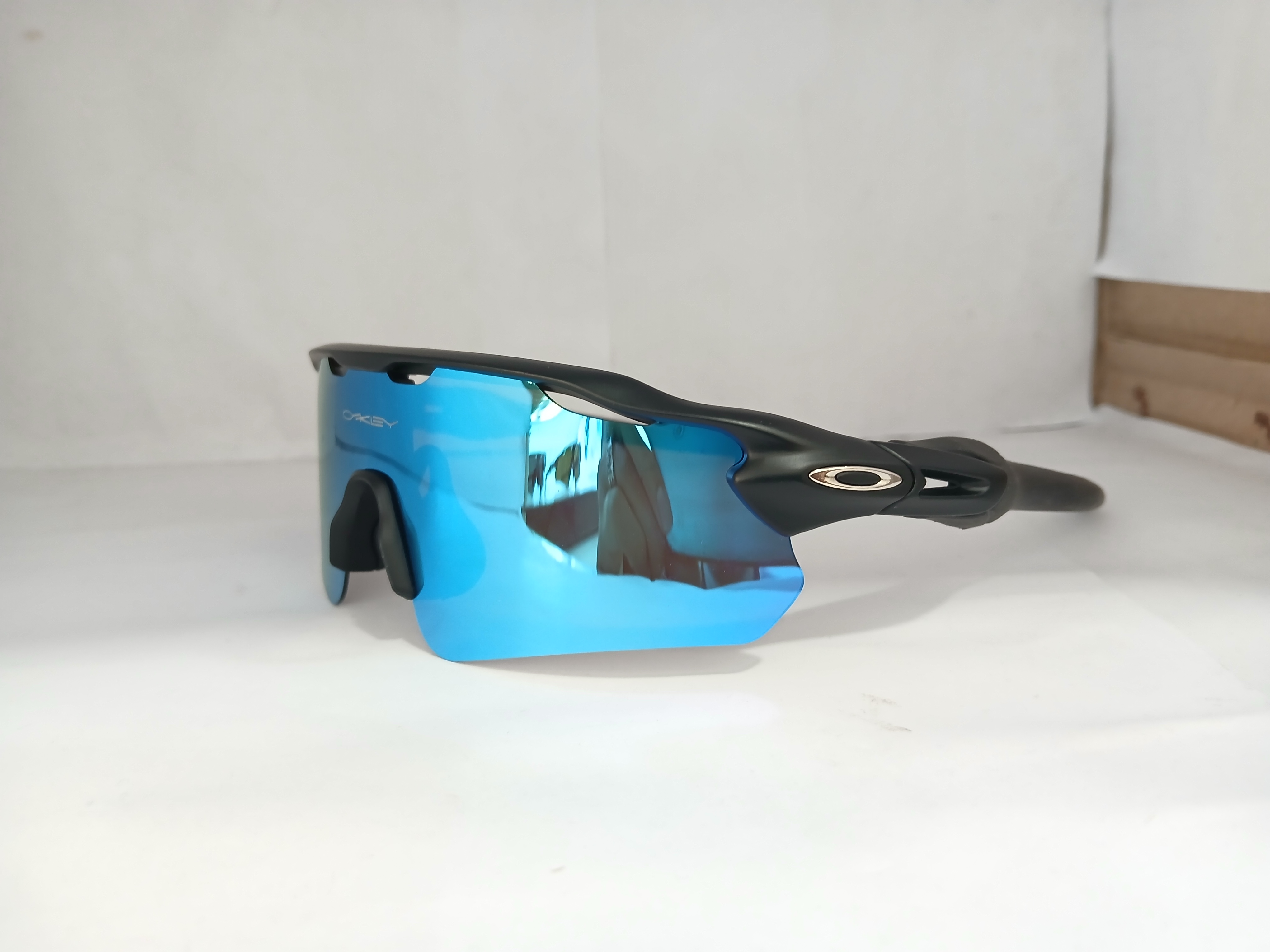 sunglasses - SkyBlue - Thumbnail