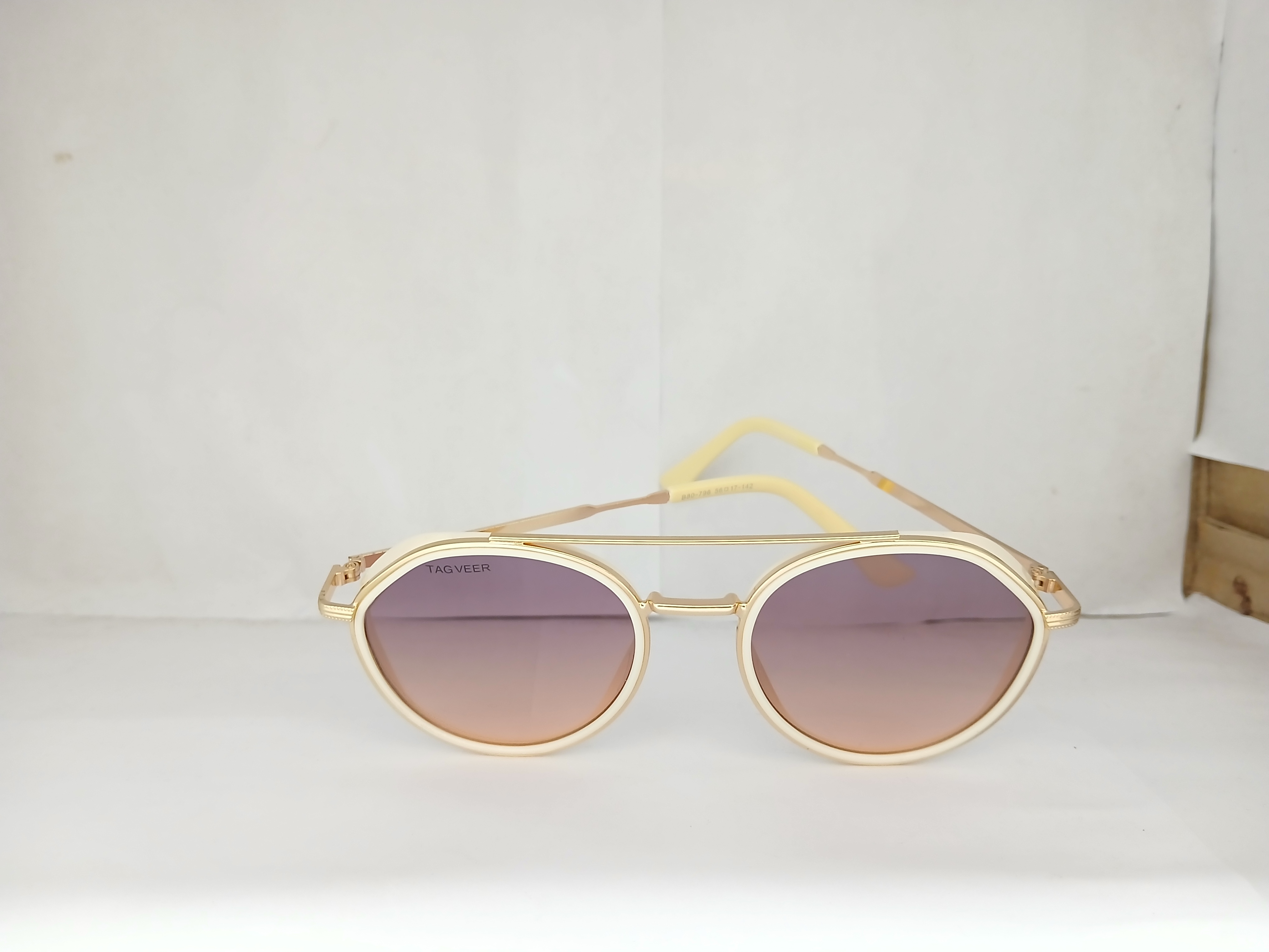 sunglasses - White - Thumbnail