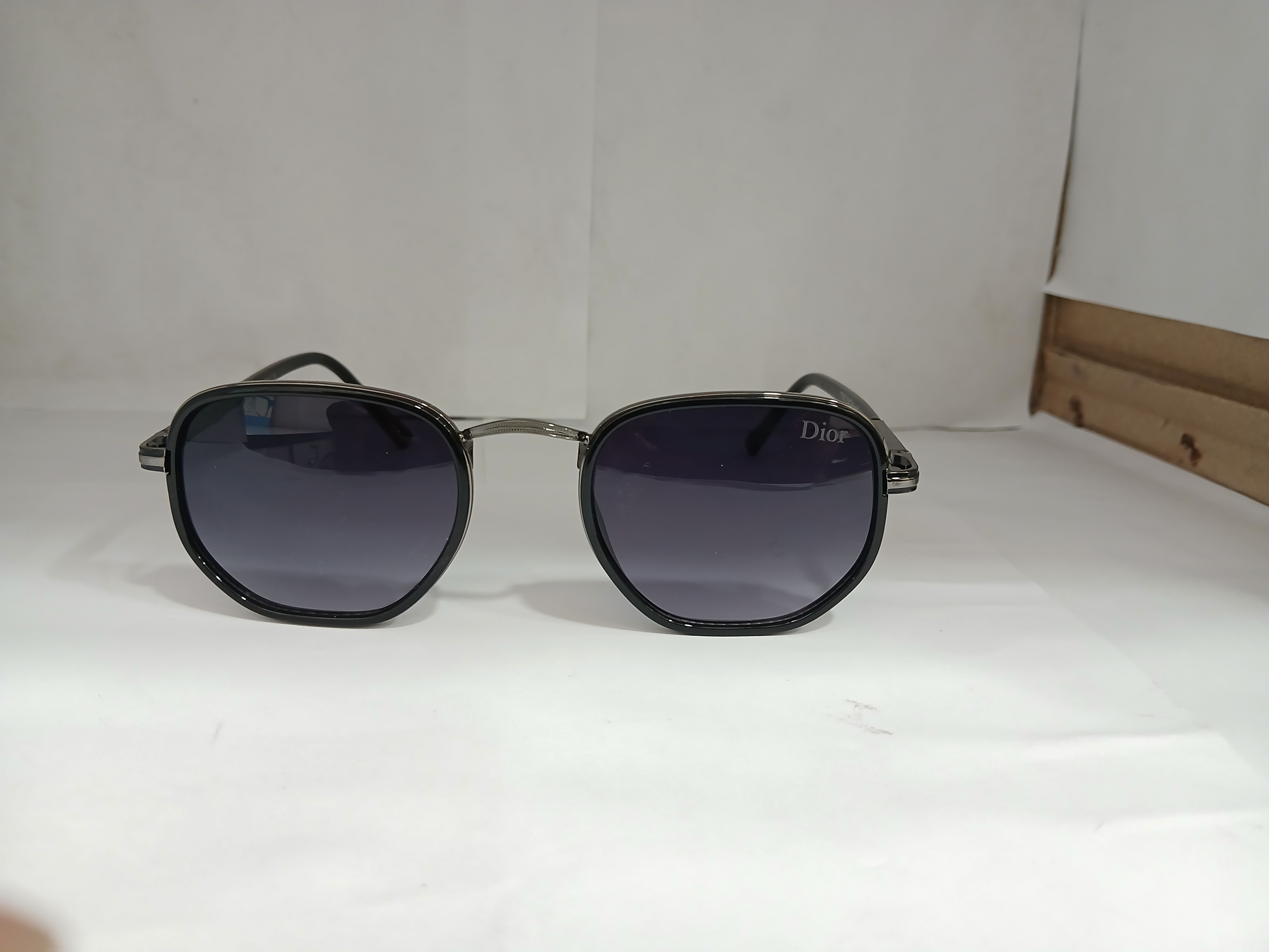 sunglasses - Black - Thumbnail