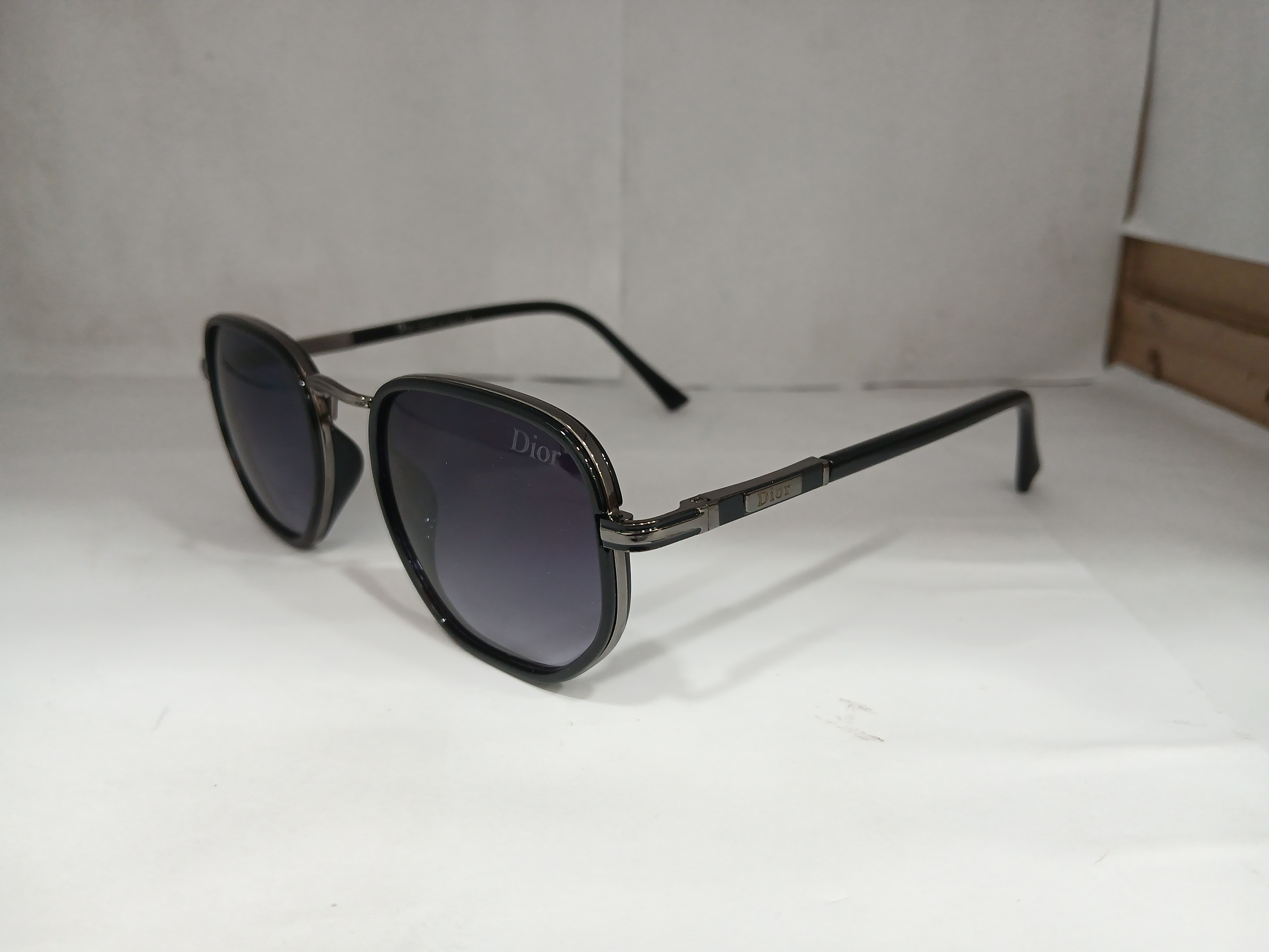 sunglasses - Black - Thumbnail
