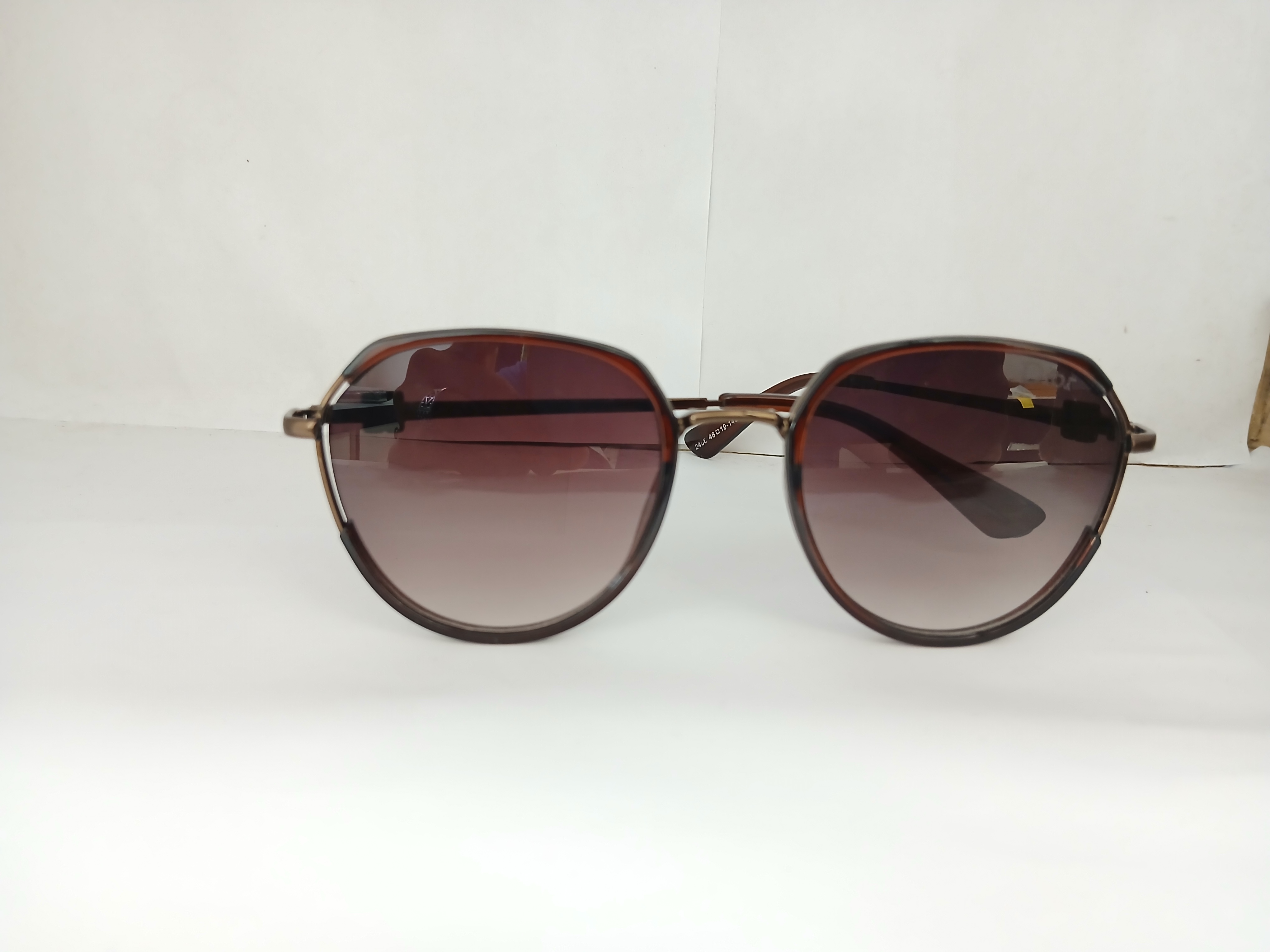 sunglasses - Brown - Thumbnail