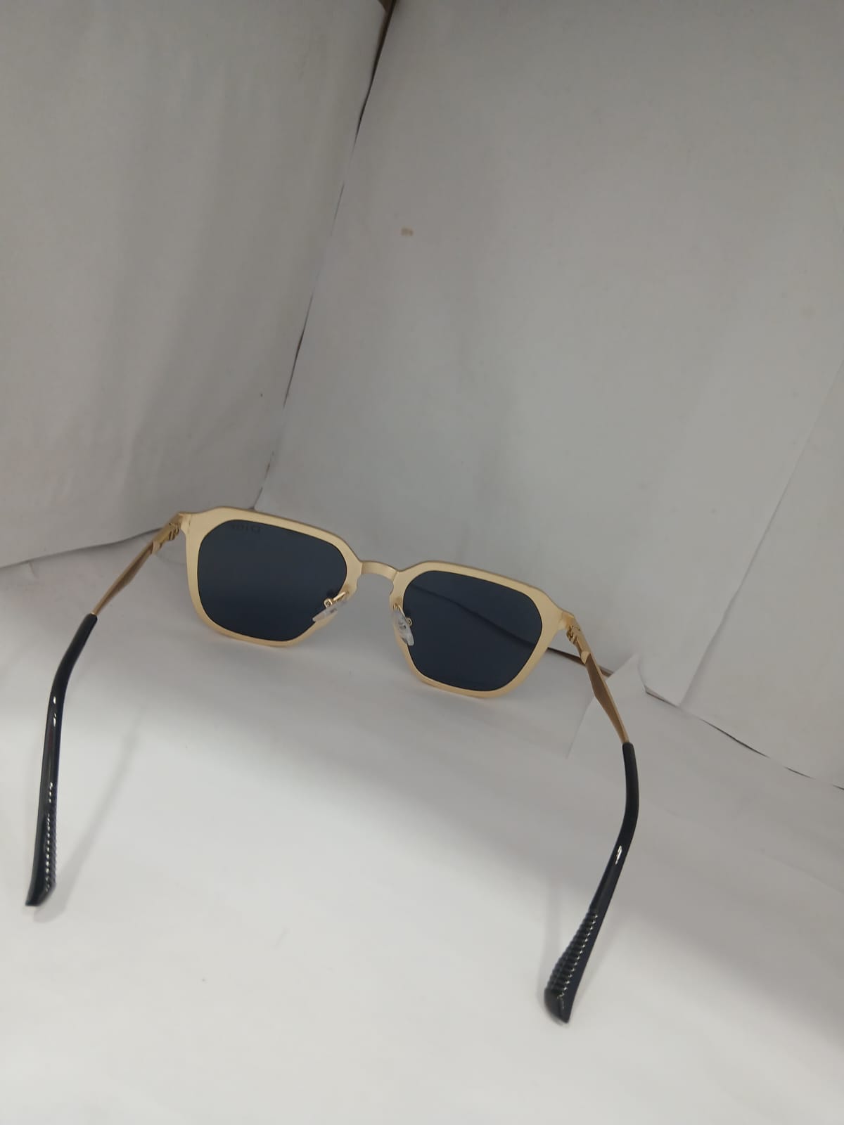 sunglasses - Gold Thumbnail