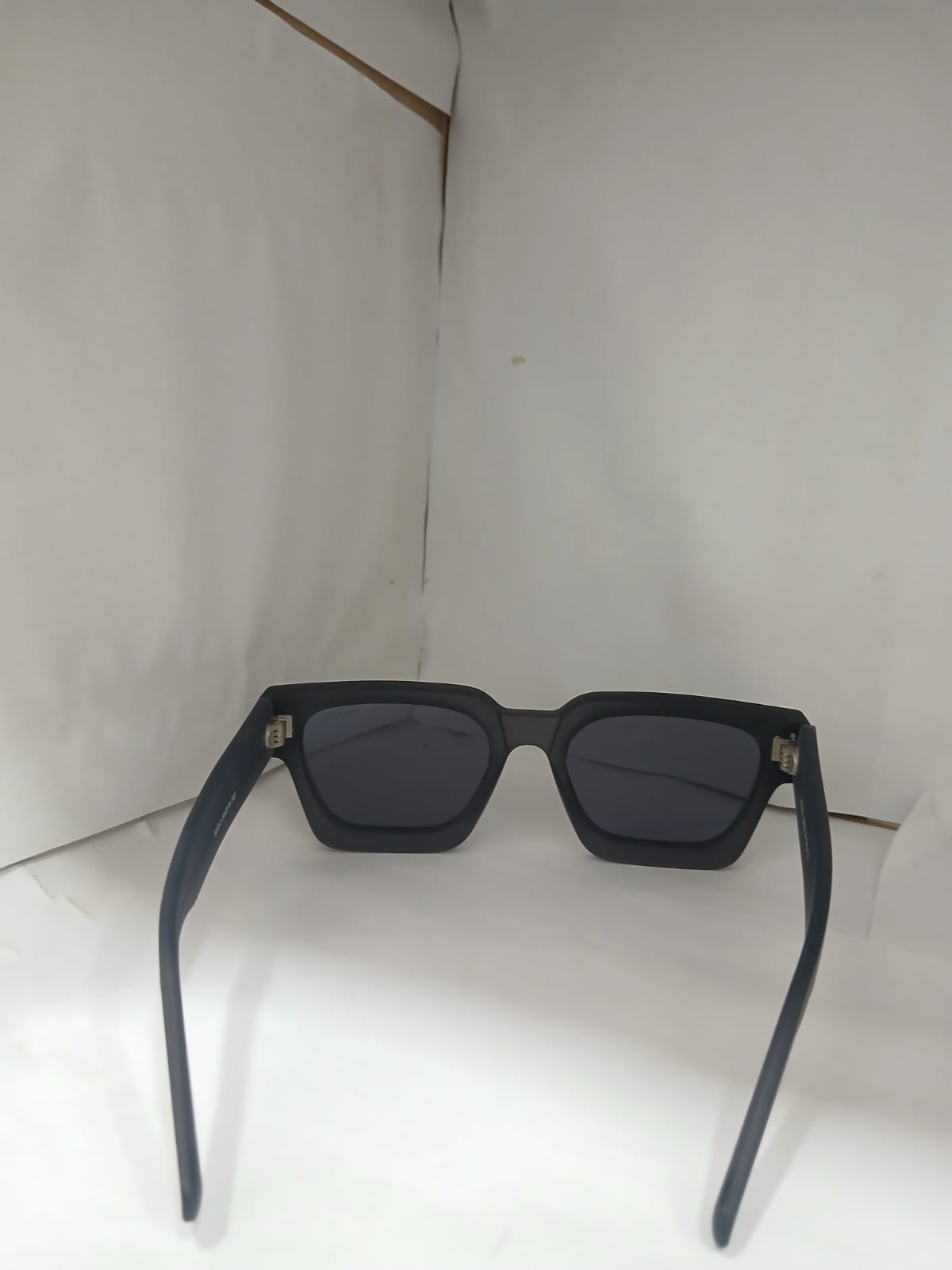 sunglasses - Grey Thumbnail
