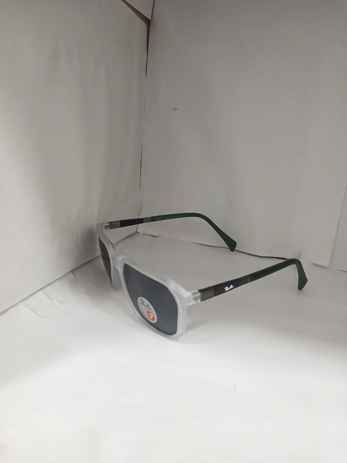 sunglasses - White Thumbnail